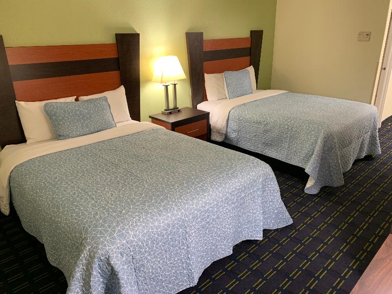 The Mariner Resort Cape Cod By The Red Collection image