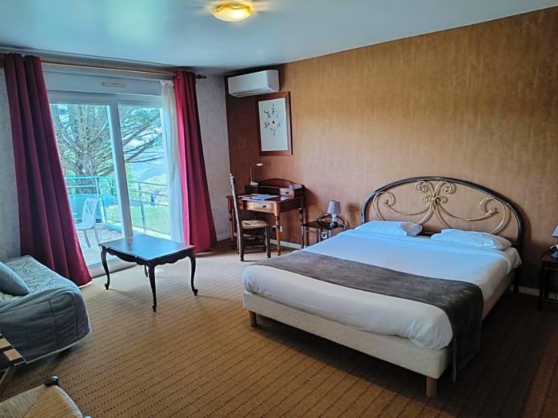 Logis Hotel La Bergerie image