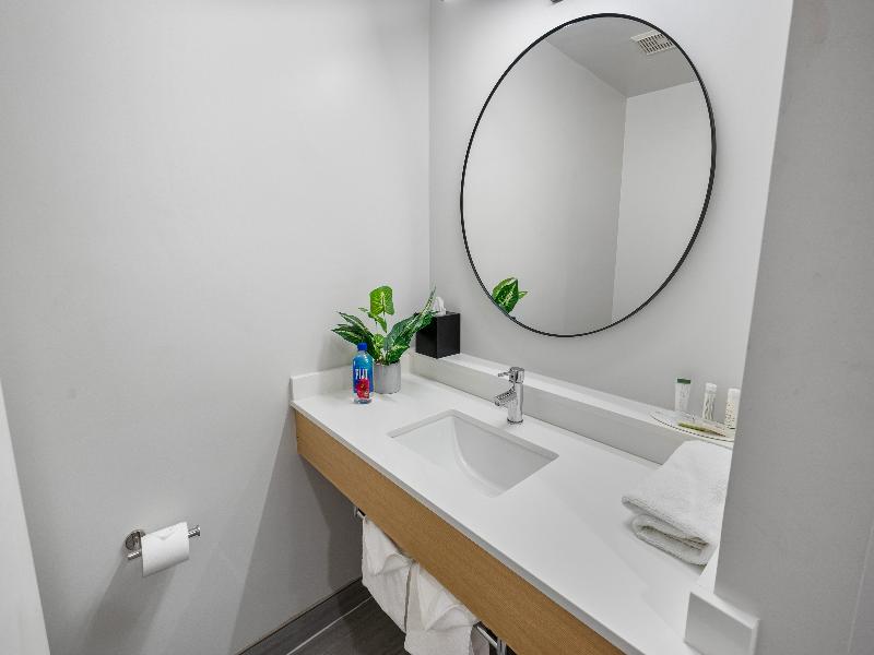 The Live Hotel image