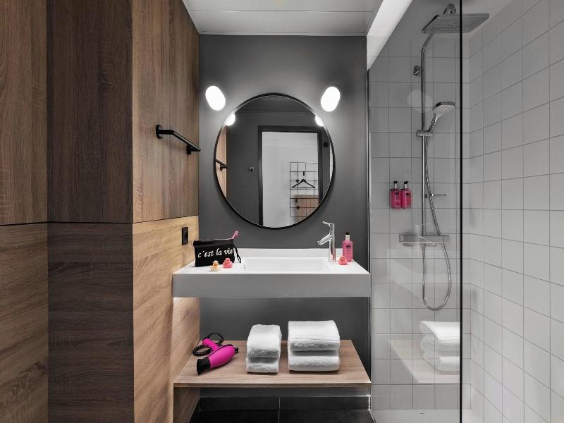 Moxy Lyon Airport image