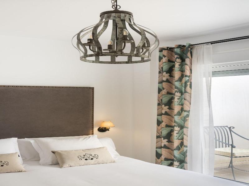 Casa Triana 1888 Suites By Ã‰poca image