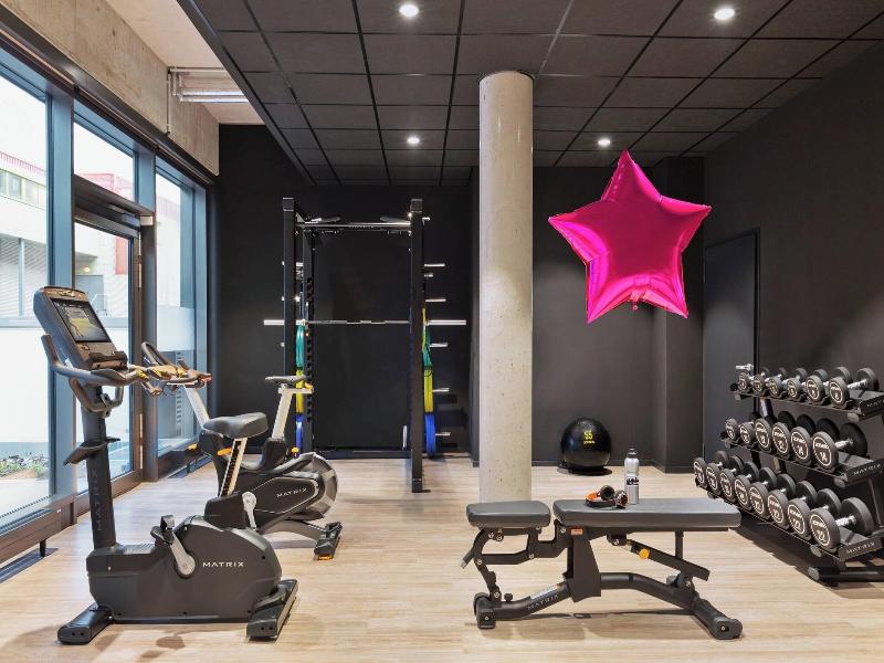 Moxy Hamburg Altona image