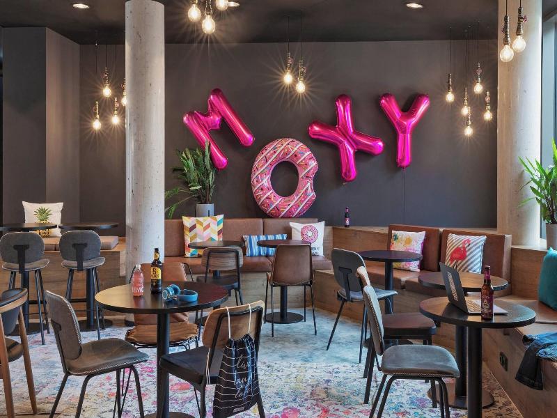 Moxy Hamburg Altona image
