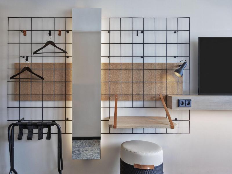 Moxy Hamburg Altona image