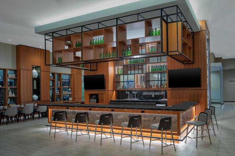 Ac Hotel By Marriott Fort Lauderdale Airport image
