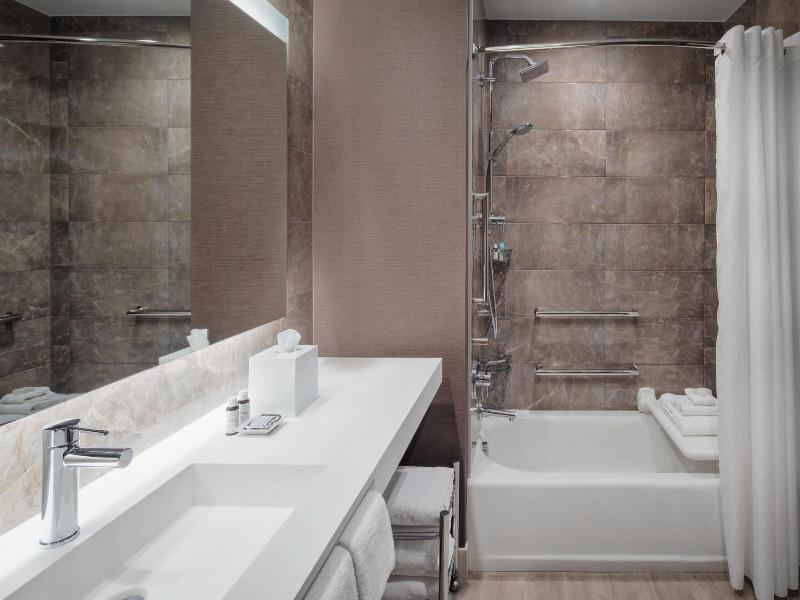 Ac Hotel By Marriott Fort Lauderdale Airport image