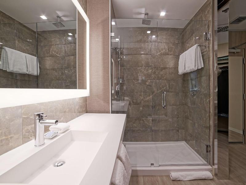 Ac Hotel By Marriott Fort Lauderdale Airport image