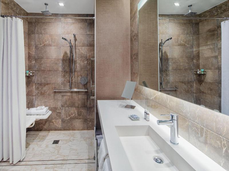 Ac Hotel By Marriott Fort Lauderdale Airport image