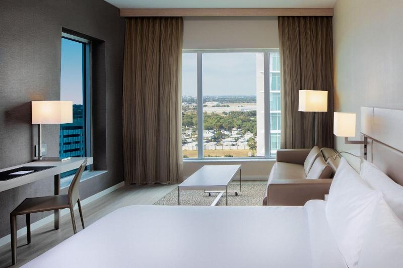 Ac Hotel By Marriott Fort Lauderdale Airport image