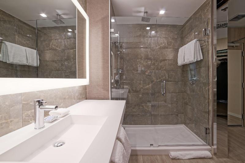 Ac Hotel By Marriott Fort Lauderdale Airport image