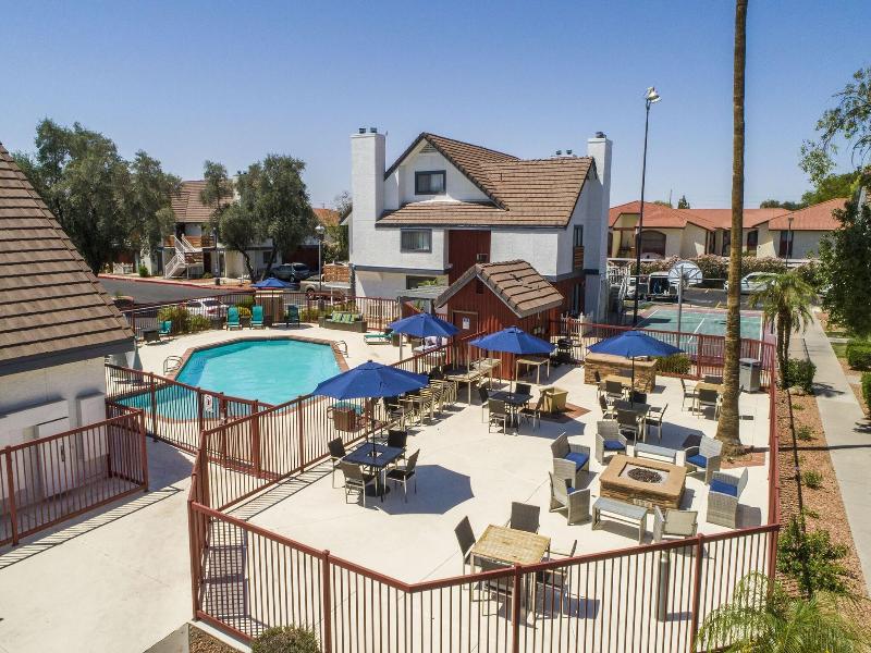 Metro Phx Apartments image
