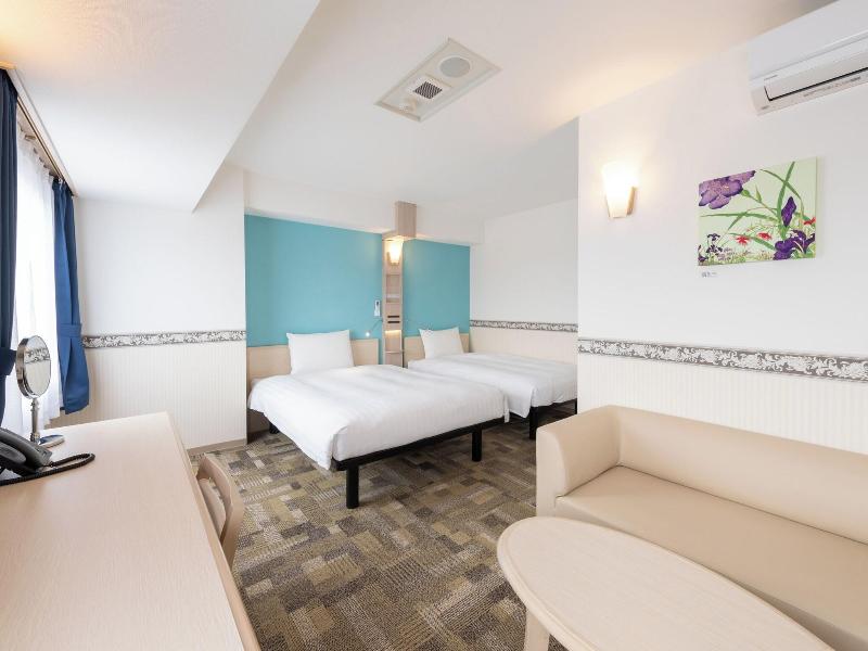 Toyoko Inn Tsubame-sanjo Ekimae image