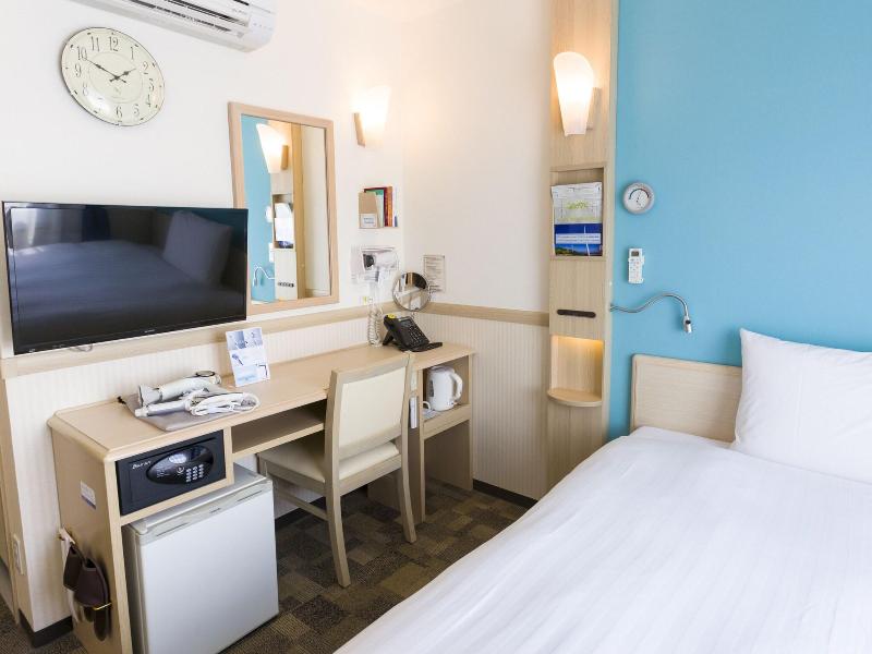 Toyoko Inn Tsubame-sanjo Ekimae image