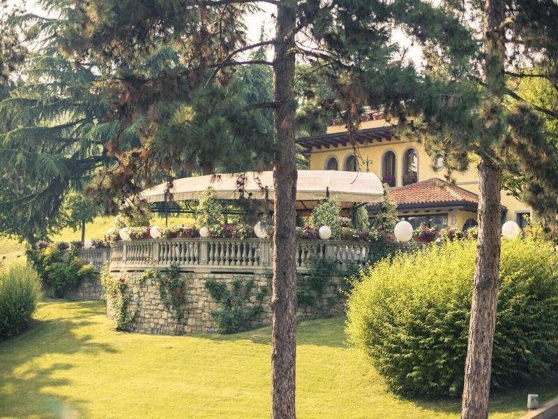 Relais Chateaux Da Vittorio image