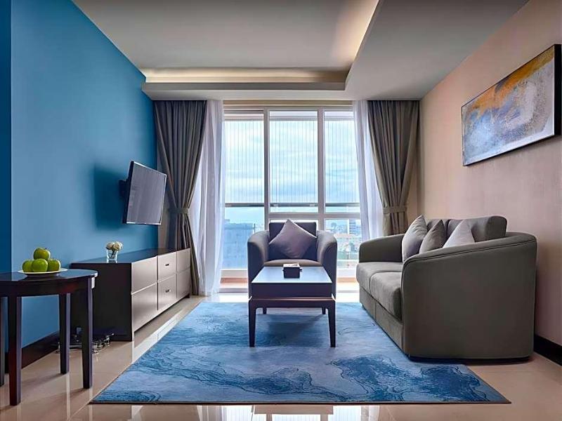 Olympia City Hotel By Dara image