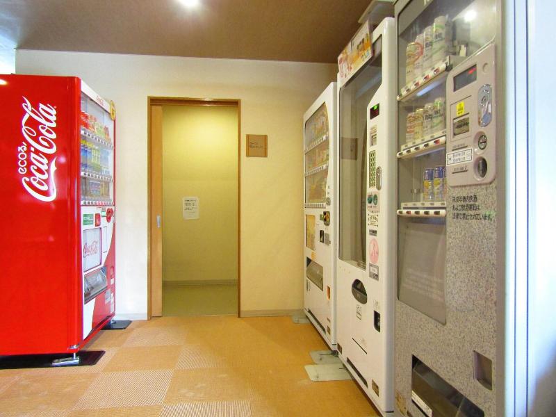 Business Hotel Isezaki Heisei Inn image