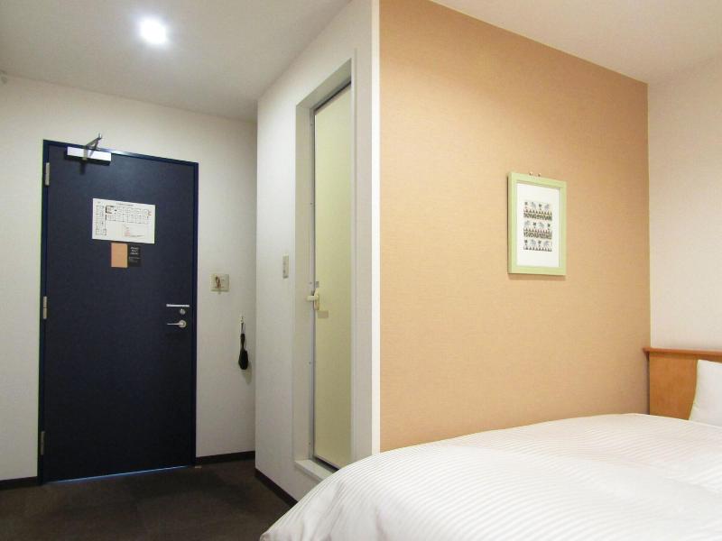 Business Hotel Isezaki Heisei Inn image