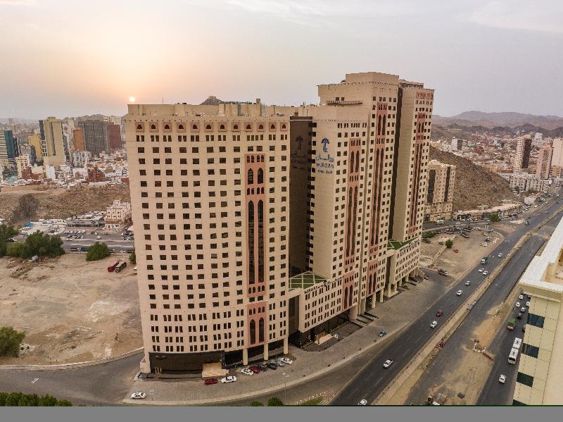 Wirgan Al Noor, Tapestry Collection by Hilton