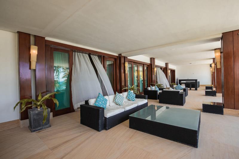 Under The Stars Luxury Apartment image
