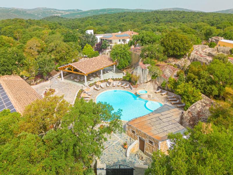 Paghe Eco Luxury Experience image