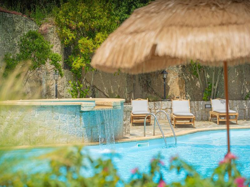 Paghe Eco Luxury Experience image