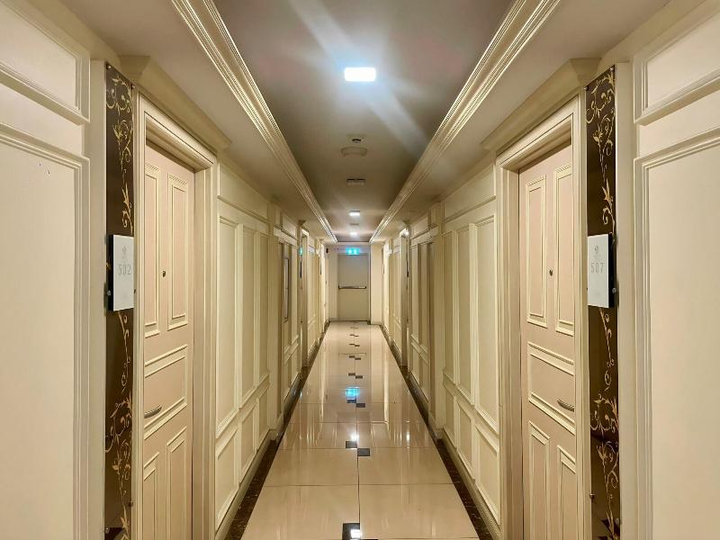 Syama Hana Executive Apartment Thonglor image