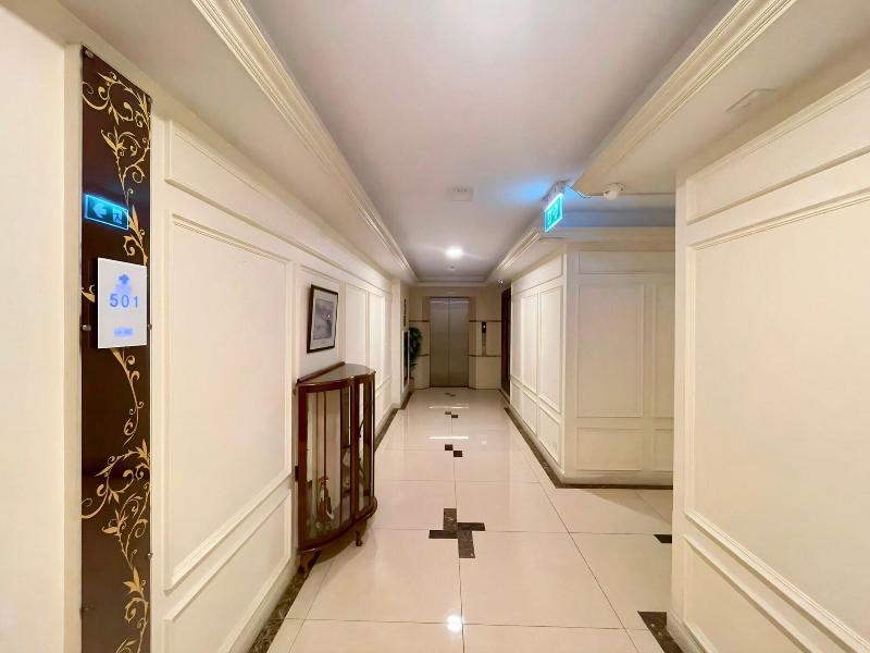 Syama Hana Executive Apartment Thonglor image