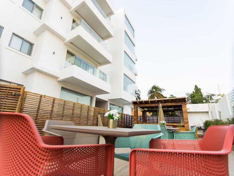 Accra Luxury Apartments At The Lul Water image