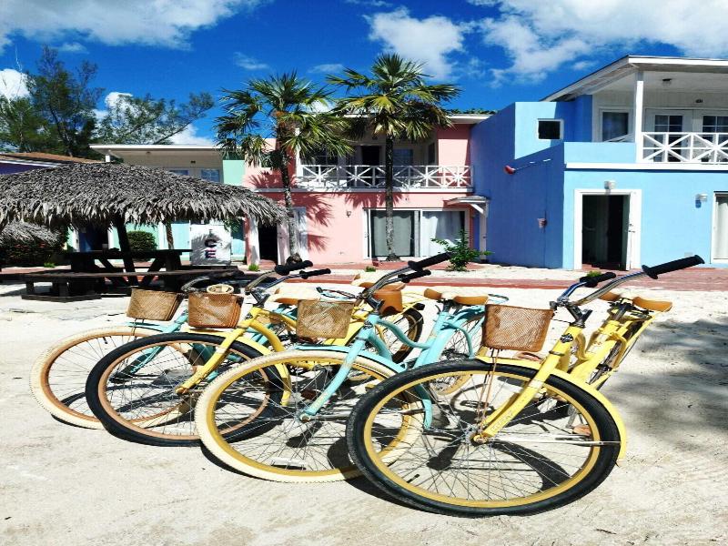 Coral Harbour Beach House And Villas image