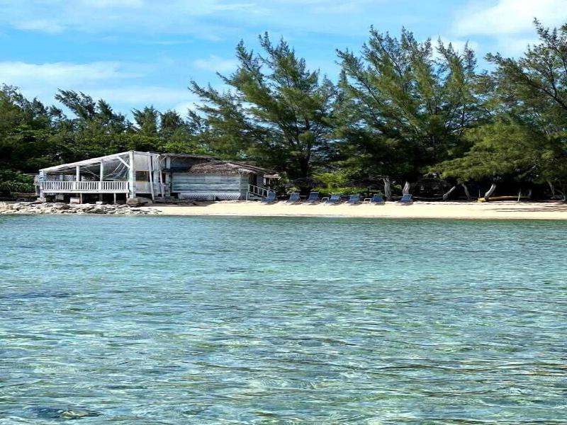 Coral Harbour Beach House And Villas image