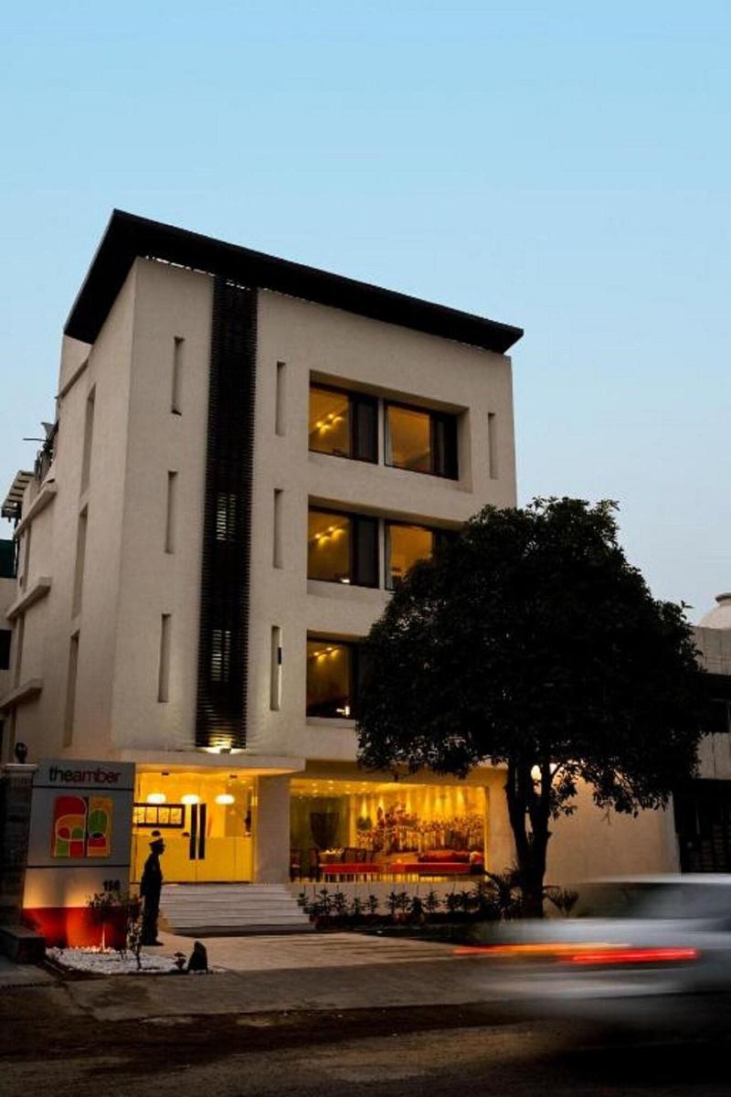 Amber Inn By Orion Hotels image