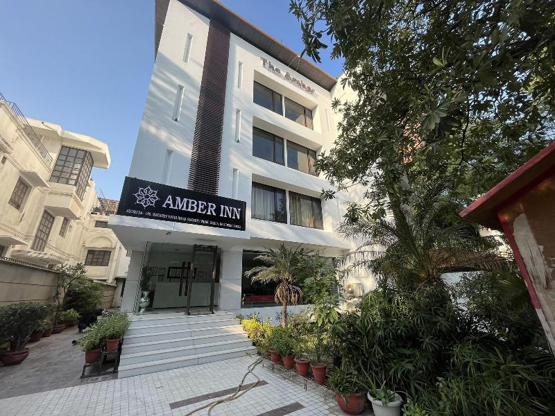 Amber Inn By Orion Hotels image