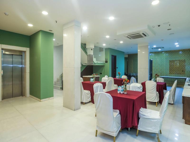 Amber Inn By Orion Hotels image