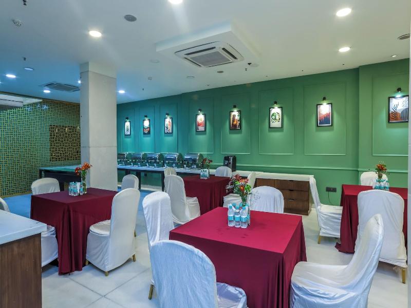 Amber Inn By Orion Hotels image