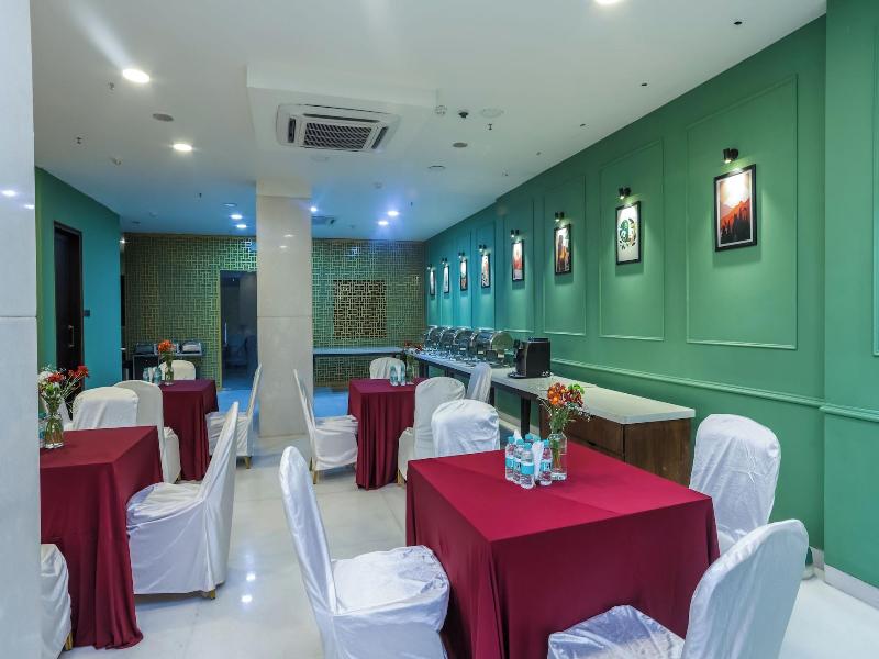 Amber Inn By Orion Hotels image