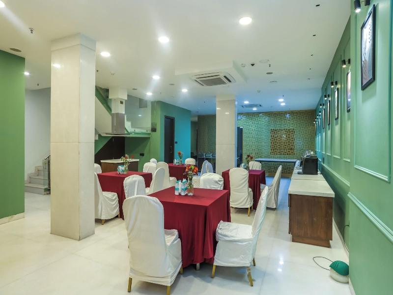 Amber Inn By Orion Hotels image