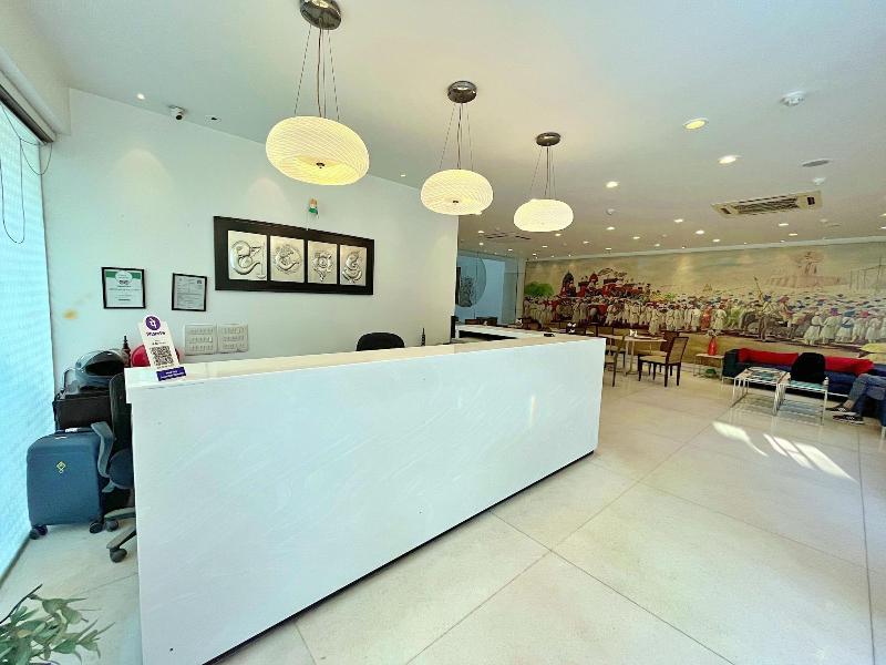Amber Inn By Orion Hotels image