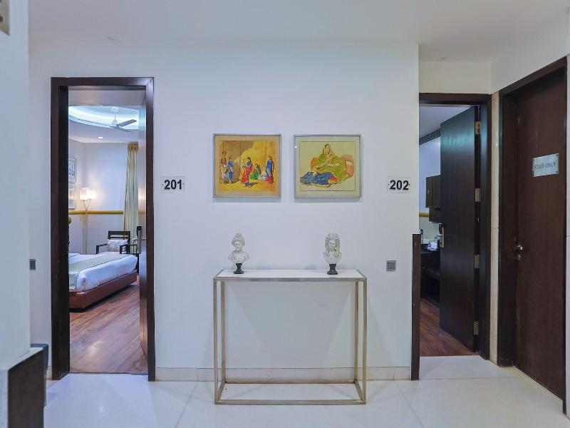 Amber Inn By Orion Hotels image