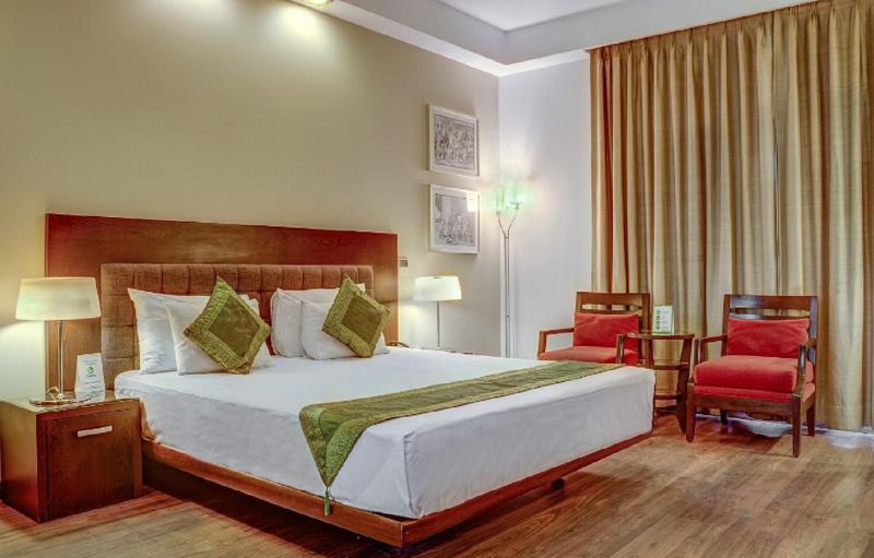 Amber Inn By Orion Hotels image