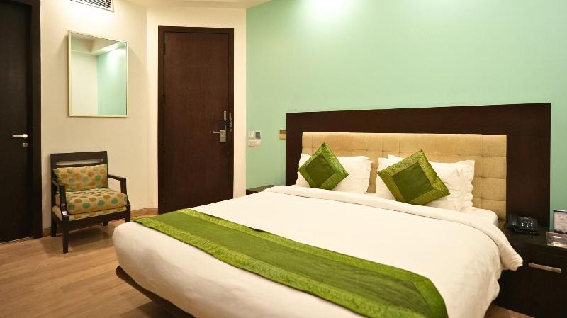 Amber Inn By Orion Hotels image