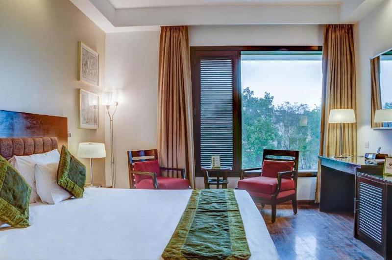 Amber Inn By Orion Hotels image