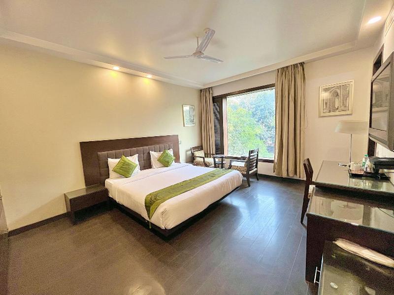 Amber Inn By Orion Hotels image