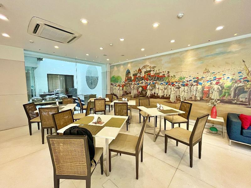 Amber Inn By Orion Hotels image