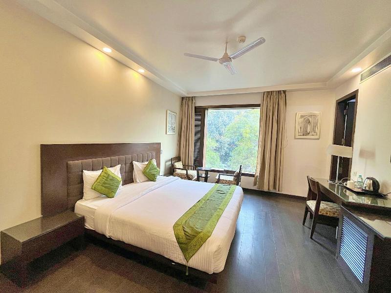 Amber Inn By Orion Hotels image