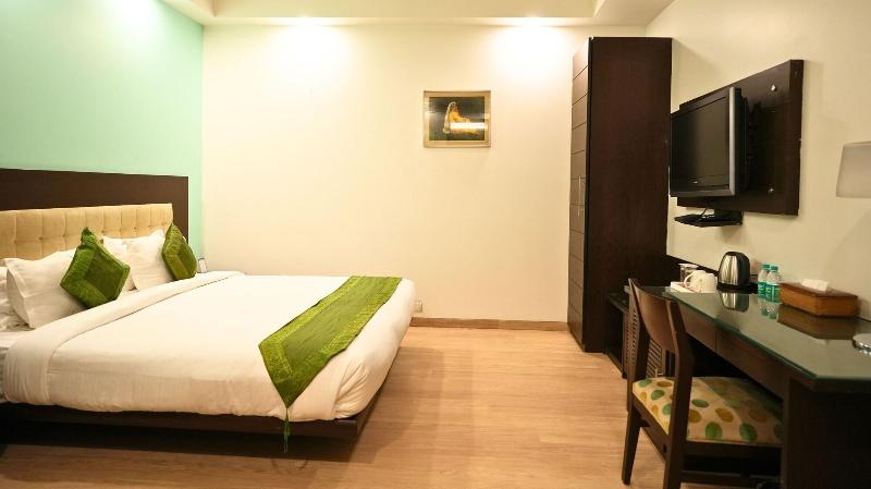 Amber Inn By Orion Hotels image