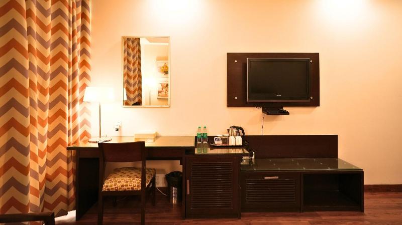 Amber Inn By Orion Hotels image