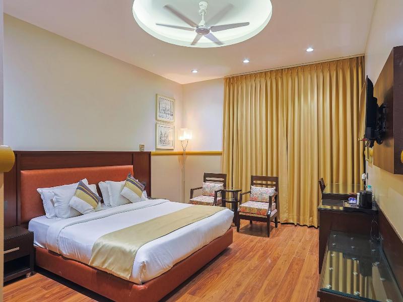 Amber Inn By Orion Hotels image