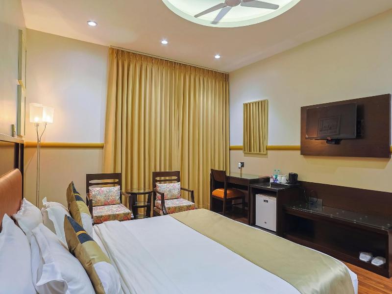 Amber Inn By Orion Hotels image