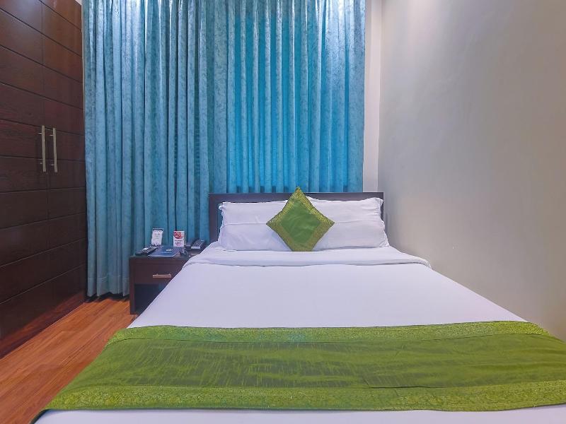Amber Inn By Orion Hotels image