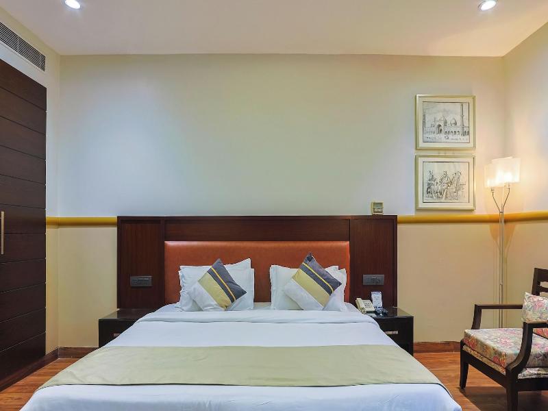 Amber Inn By Orion Hotels image